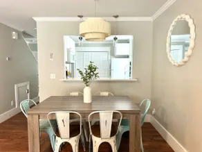 Modern Port Royal Townhome - Central to everything - Image 3