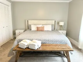 Modern Port Royal Townhome - Central to everything - Image 2