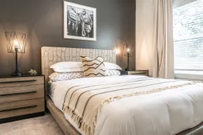 The Cowboy! Concierge Services, Downtown & Luxury! - Image 4
