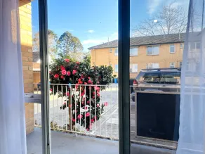Peaceful Spacious 2 BR Apt with AC & car park - Image 5