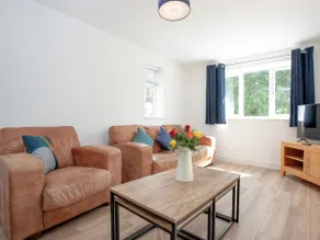Silver Vale - Coastal Retreat, Family-Friendly - Image 3