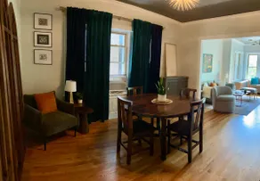 Spacious, Vintage Chic 2 Bdrm: The Artist's Haven - Image 3