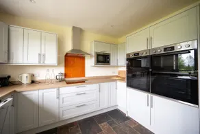 New Getaway at Sheepdrove Farm - Image 5