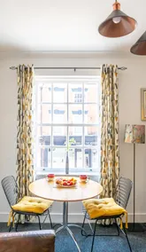 #03 The Haw thornes Sleeps 6 NEC 7mins - Image 4