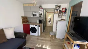 F2 apartment with mountain view - Image 5