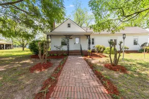 Farmhouse at Magnolia Valley - Image 2