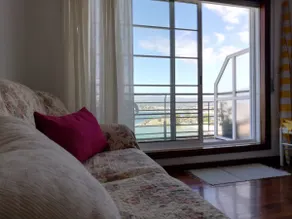 Beachfront apartment ideal for groups - Image 5