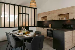 La Cigogne - cozy nest, rooftop terrace & EV charging station - Image 3