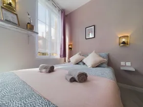 Cozy Nest City Center with calm - Image 4
