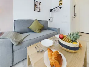 Cozy Nest City Center with calm - Image 5