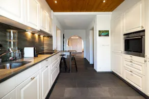 Deluxe Apartment with Sauna - Image 4
