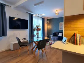 Oasi 4: Urban Chic Stay, Parking & Zen Garden - Image 3