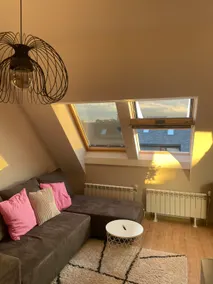 Sunny top-floor flat • Cherkovna - Image 3