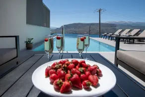 Private Pool Villa with Panoramic Sea View - Image 5
