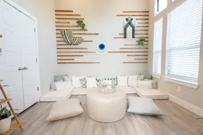 Modern W Dallas Retreat | 3BR • 15 Min DTX - Image 2