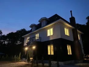 Parisian forest villa with BBQ and wood stove - Image 3