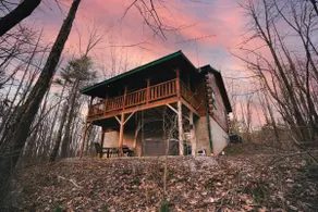 Whispering Woods Getaway Cabins - Image 5