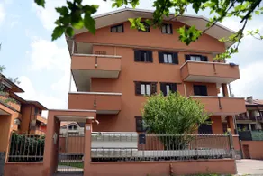 Fiori del Lario• Sleeps 6• Rho Fiera - Image 2