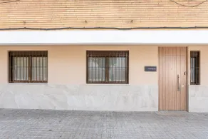 L'Hemisfèric Apartment. La Ciutat Apartments - Image 2