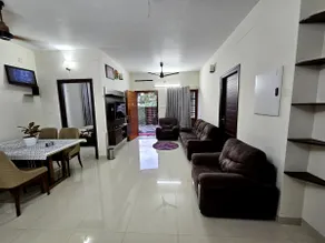 RV House - Best Short Stay for a Big Group - Image 5