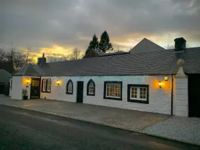 Stylish Scottish Mews House with own Hot Tub - Image 3