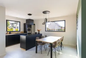 New single-storey house 1 km from the sea - Image 2