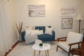 1Bed 1Bath Apt near EWR, Parking 18' from Penn St. - Image 2