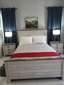 Spacious 2BR apt in upscale Manor Park, Kingston - Image 3