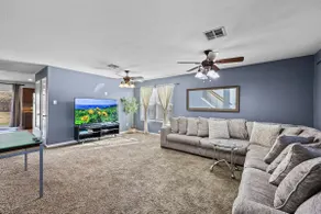 Huge Home near Family Water Park- Fully Stocked - Image 4