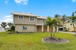 Bonita Beach Waterfront Paradise - Image 2