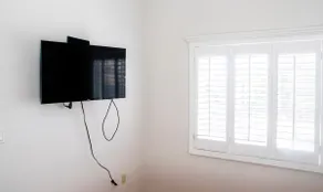 Ruby House - Image 3