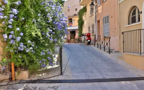 La Treille, 1st – Saint-Tropez - Image 2
