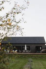 Luxury Farmhouse Retreat with a Hot Tub and Bunkie in Bayfield - Image 4