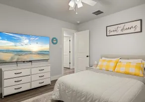 3 bedroom, 2 bath house, sleeps 6+, baby bed B - Image 5