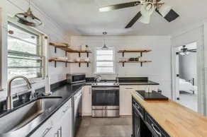 Redwing Farm Cottage - Mountain Views and Firepit! - Image 4