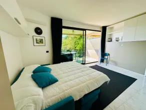 Splendido mini loft Private Covered Parking & Bike - Image 5