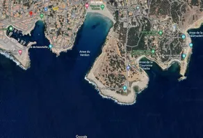 100 m from the beach - sleeps 8 - Image 2