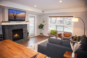 Chic Suite w/ Hot Tub & Mountain Views - Image 2