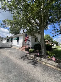 Charming Home Walking Distance to Main Street! - Image 2
