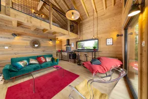 the horse cabin - Image 2