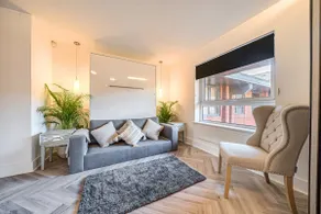 Town Centre Studio Flat! - Image 2