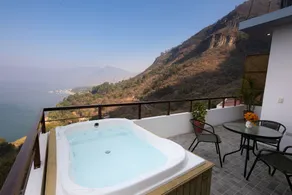 1 bd/1 bath, hot tub and amazing views - Image 2