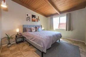 Private and cute townhome - Image 4