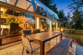 Lake Front Glass House Retreat Water Views/Seattle - Image 4