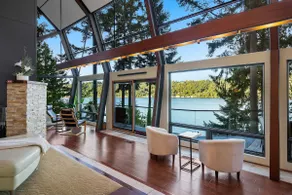 Lake Front Glass House Retreat Water Views/Seattle - Image 2