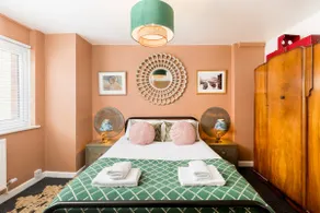 Ideal for contractors or groups 5 Bedroom 2 Bath - Image 2