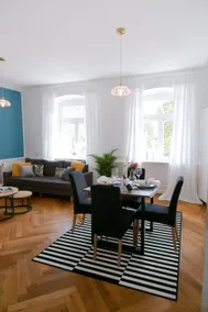 beluna-business&family-next to castle-parking - Image 3
