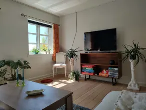 5-Star Spacious Family Oasis | 20 Min to Legoland - Image 3