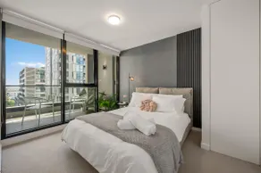 Executive Designer Dreaming Home with All you need - Image 2