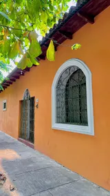 Colonial Corner in Santa Ana - Image 3